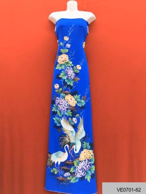 Vải Áo Dài Thái Tuấn Vẽ Chim Hạc Kiểu Mới AD VE0701_61 9 vai ao dai thai tuan ve tay hinh chim va hoa cuc mau xanh